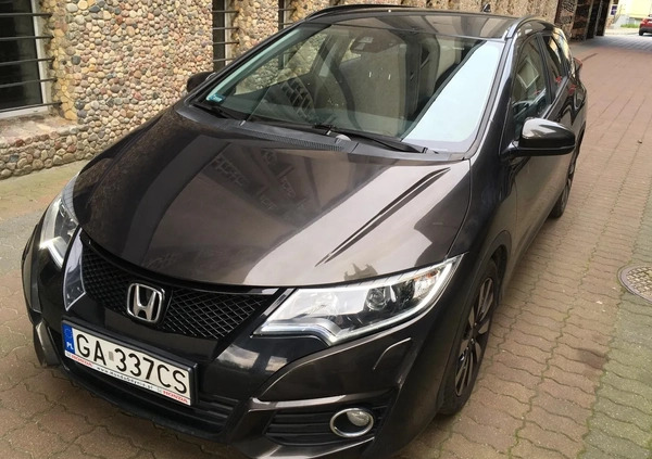 Honda Civic cena 72900 przebieg: 58000, rok produkcji 2017 z Gdynia małe 154